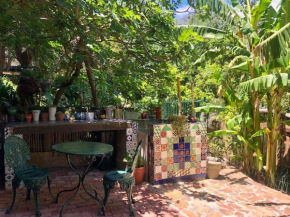 Fig Tree Cottage Close to Sea and Shops